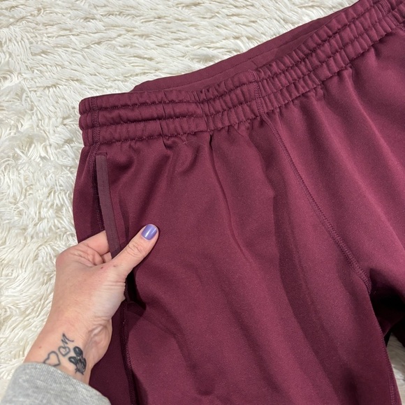 Nike Women's Therma Training Pants Burgundy/White Dri-Fit (867372-669) Size M - Picture 5 of 13